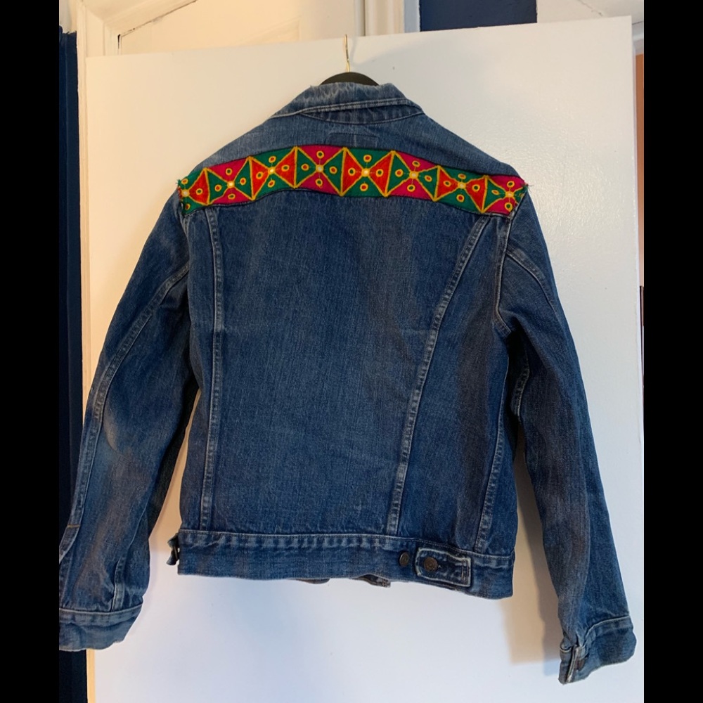 Vintage Levi’s Denim Jacket!!! ❤️ ❤️ ❤️